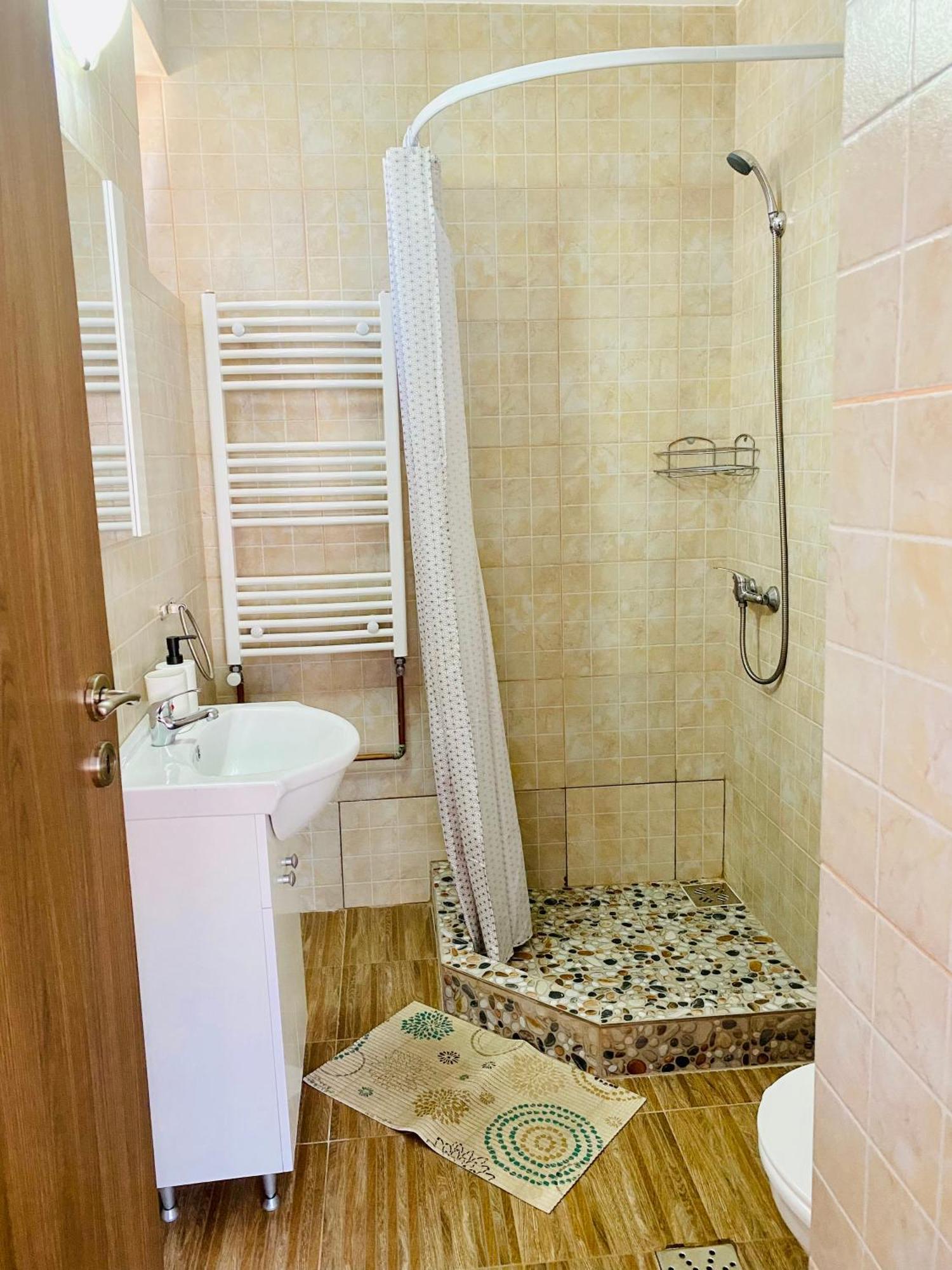 Casa Victoria Hotel Cartisoara Luaran gambar